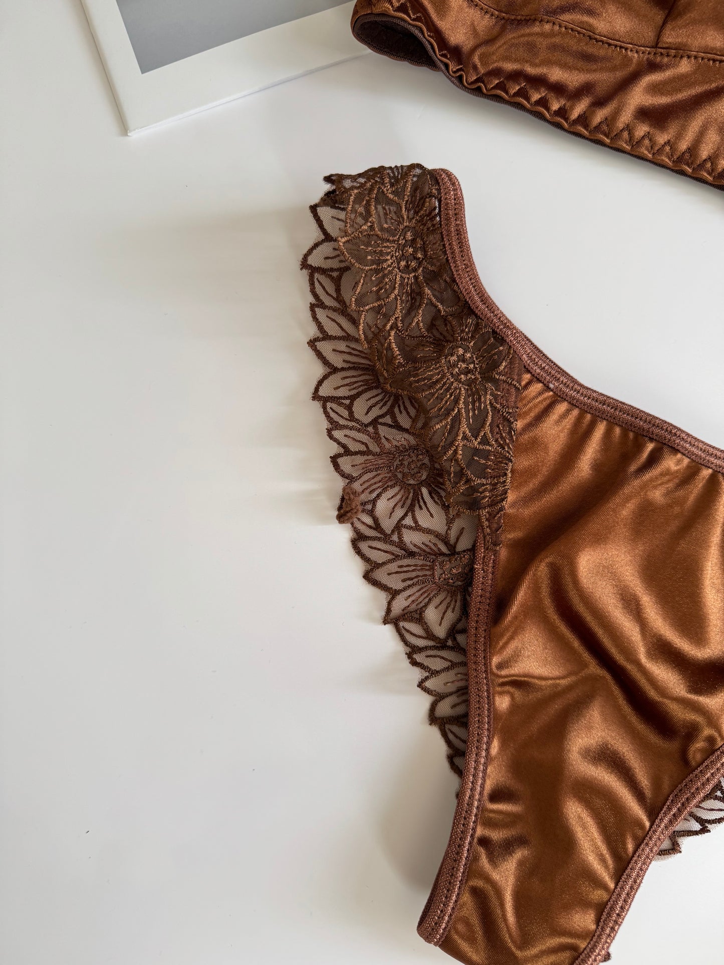 Cinnamon Silk